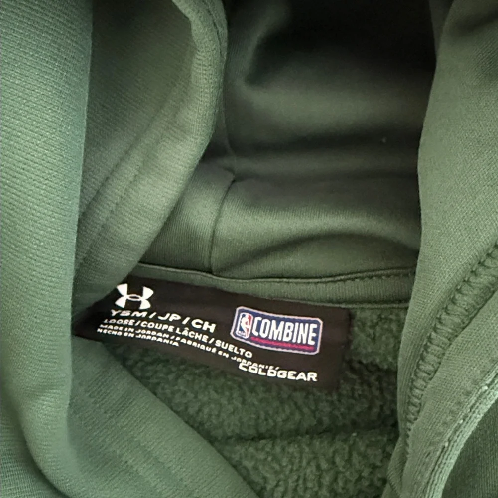 Under Armour ysm
